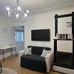 Charming Residence On Eveles Street