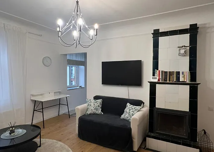 Charming Residence On Eveles Street
