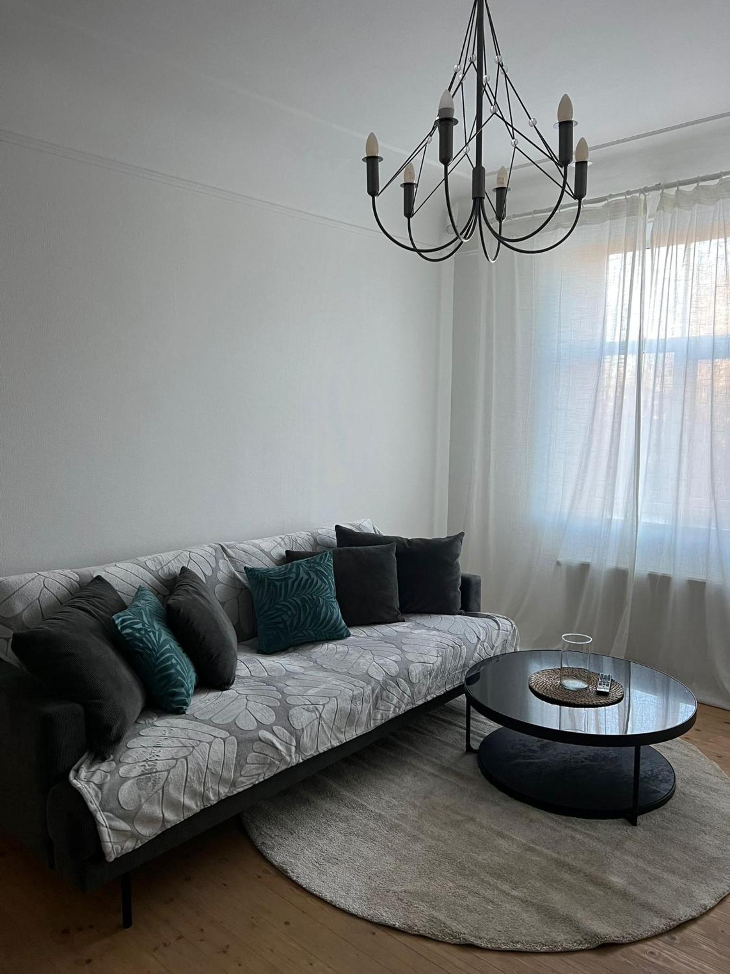 Charming On Eveles Street Appartement *